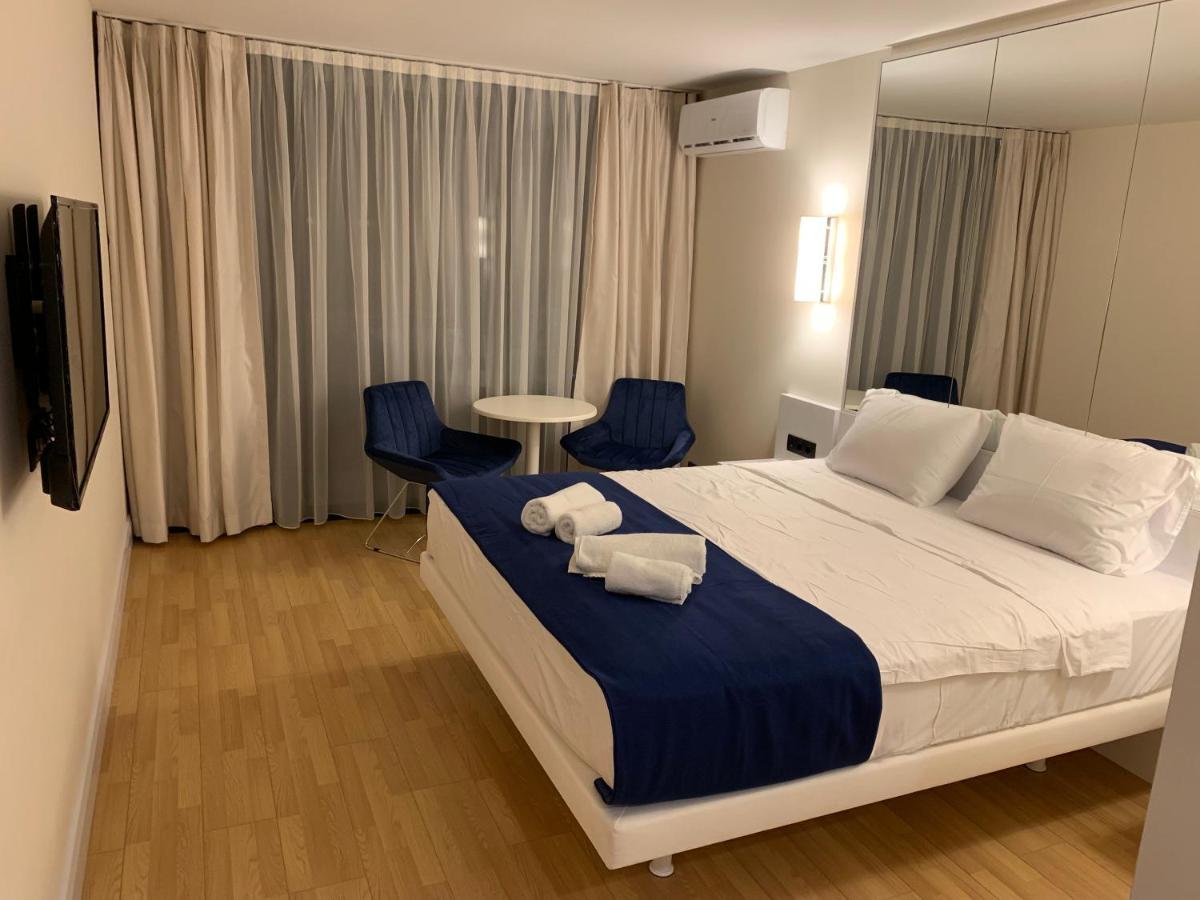 Luxury Studio With Ocean View Batumi Esterno foto